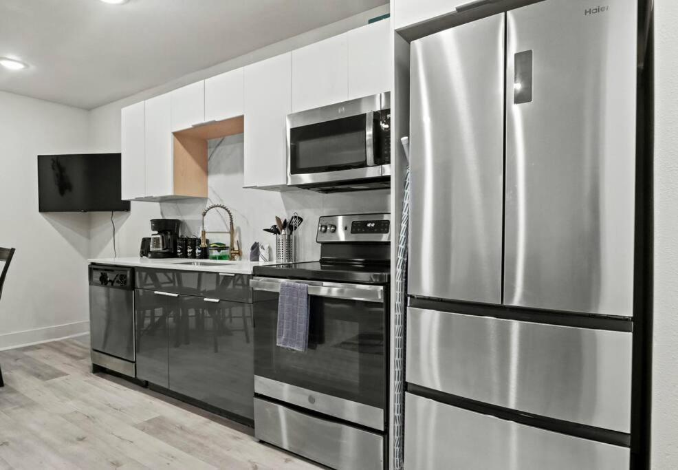 Apartment Near Deep Ellum Далас Екстериор снимка